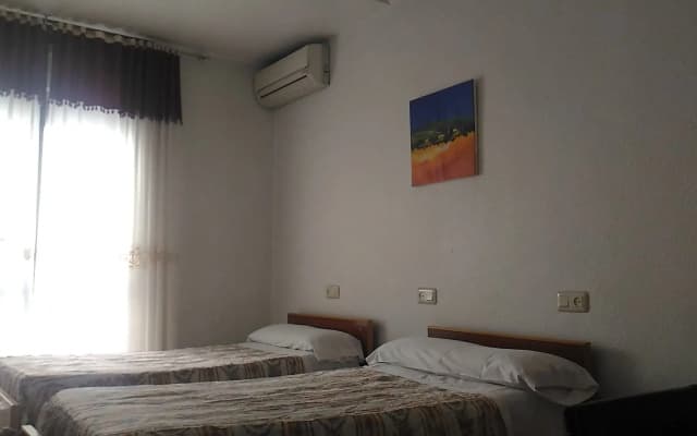 Hostal Palacios Fuencarral - photo 5
