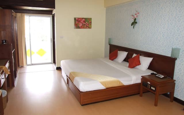 Ratchada City Hotel - photo 5