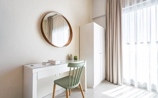 Charming Studio Escape With City View - photo 2