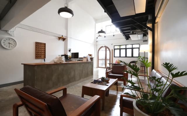 Apartment 45 Hostel - photo 2