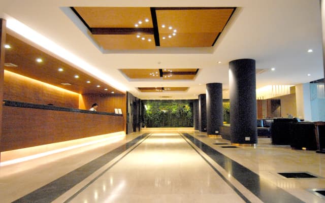 Ma Hotel Bangkok - photo 2