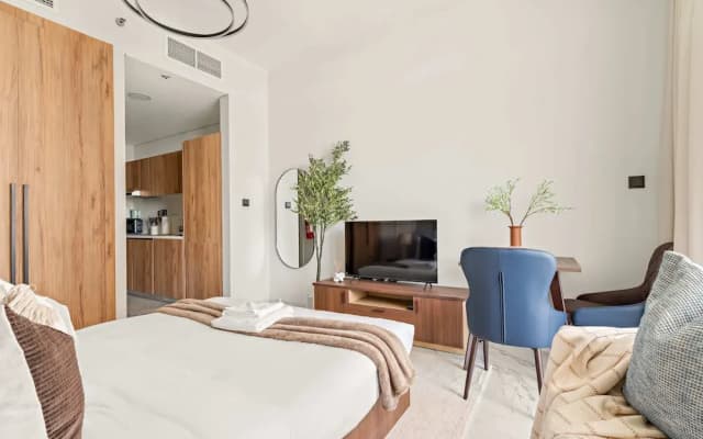 Silkhaus Chic Studio Shared Pool and Gym - photo 3