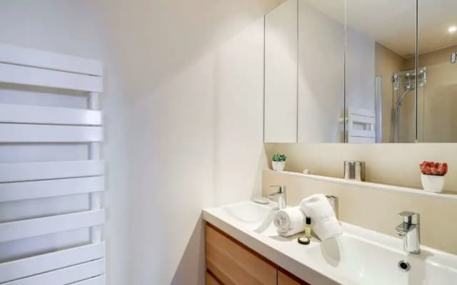 Gorgeous Flat - 3 Mins to Oberkampf Metro - photo 4