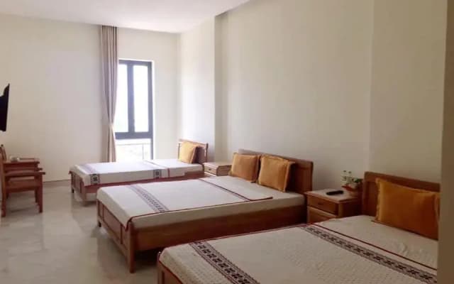 Bac Nam Central Station Hotel - photo 3