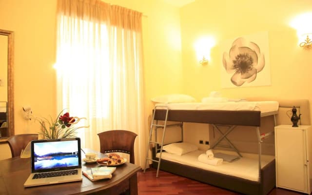 Nika Hostel - photo 2