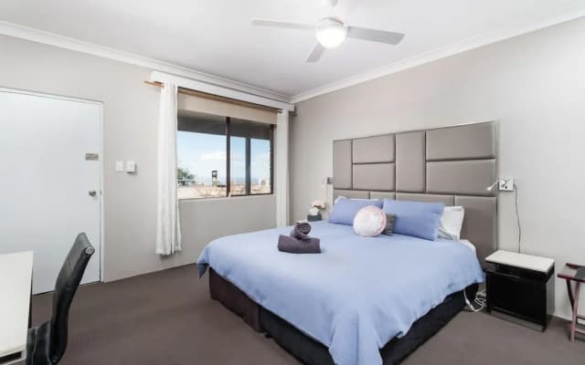 Archibald Hotel - photo 2