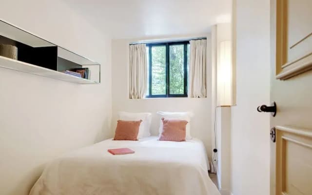 Paris Green House Residence - photo 2