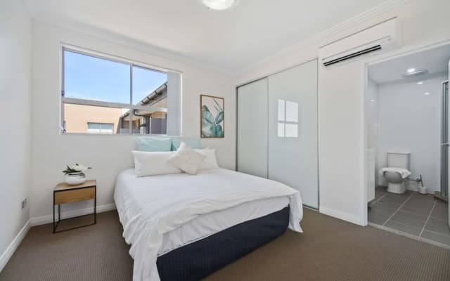 Modern and Spacious Resort-Style Home - photo 3