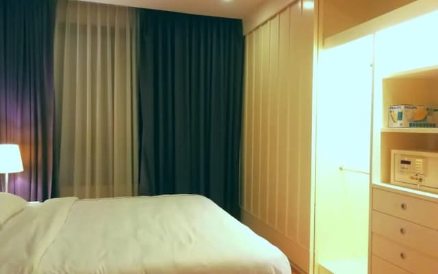 Alisha Court Hotel & Residence - photo 2