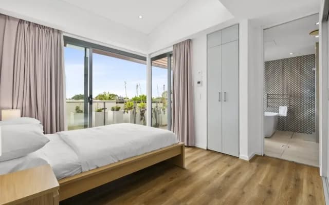 Bright & Modern 3-bed Townhouse in Rosebery - photo 5