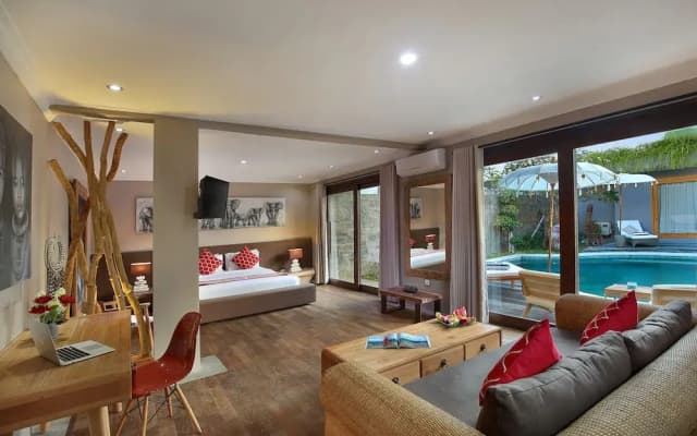 XXL Seminyak Sunset Boutique Villa - photo 2