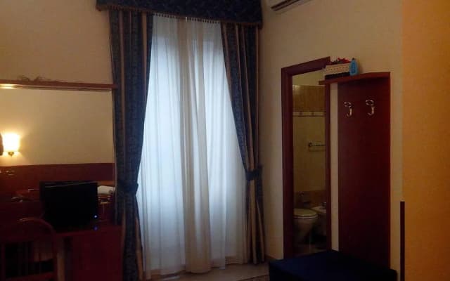 La Dea di Roma - photo 2