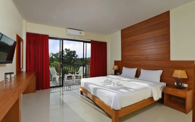 Gamers Paradise Hotel - photo 2