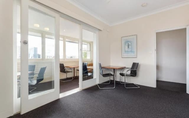 The Blue Gum Hotel - photo 2