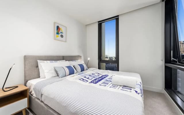 Empire Apartment - photo 5
