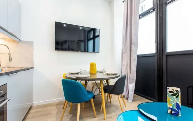 Intimate Apartment - 1br/4p - Oberkampf - photo 3