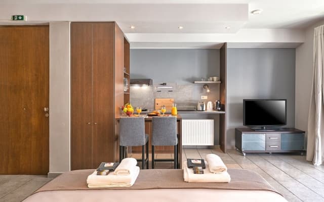Gazi District Suites - photo 5