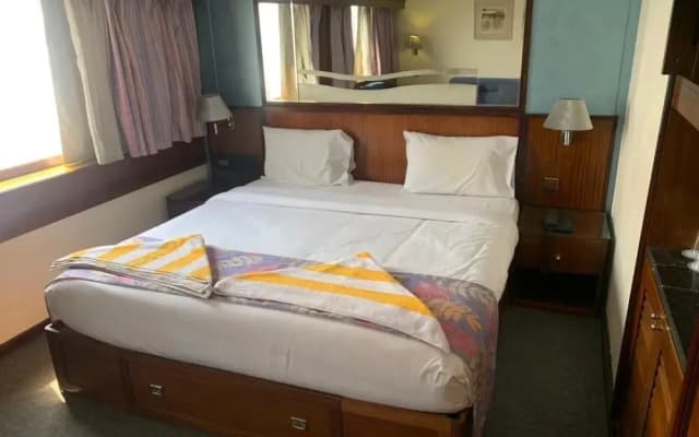 Mimi and Diamond Hotel - photo 3