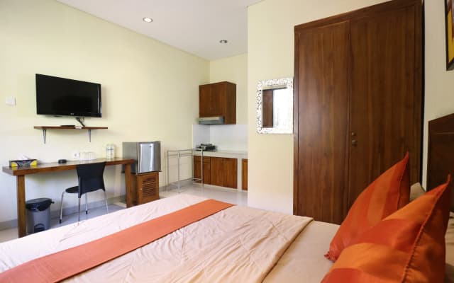 Dee Mansion Bali - photo 2