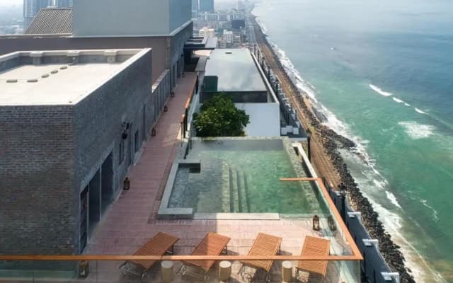 Granbell Colombo Hotel - photo 2