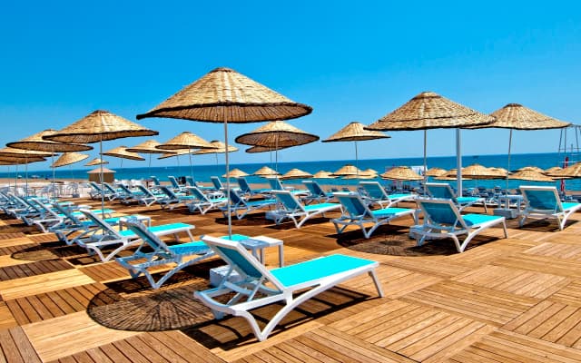 Holiday Inn Antalya Lara Hotel - photo 3