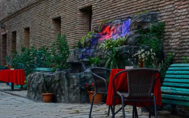 Tiflis Hotel - photo 4