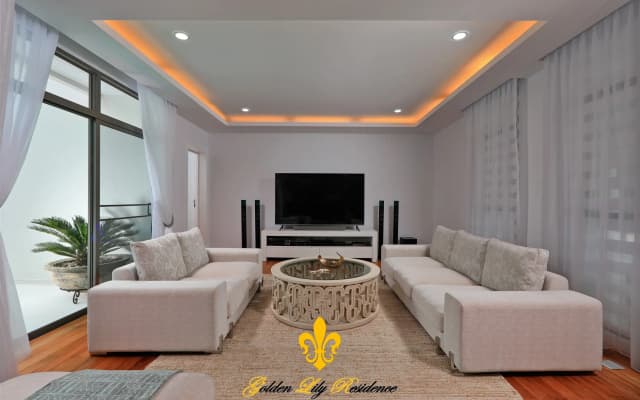 Golden Lily 4 Bedroom Private Pool Villa - photo 2