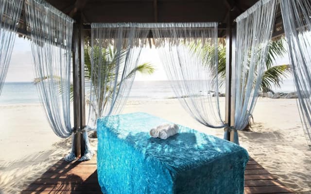 Le Meridien Al Aqah Beach Resort - photo 2