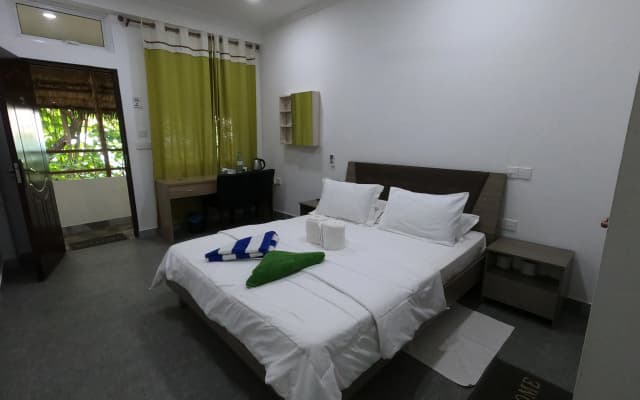Dhangethi Inn Hotel - photo 2