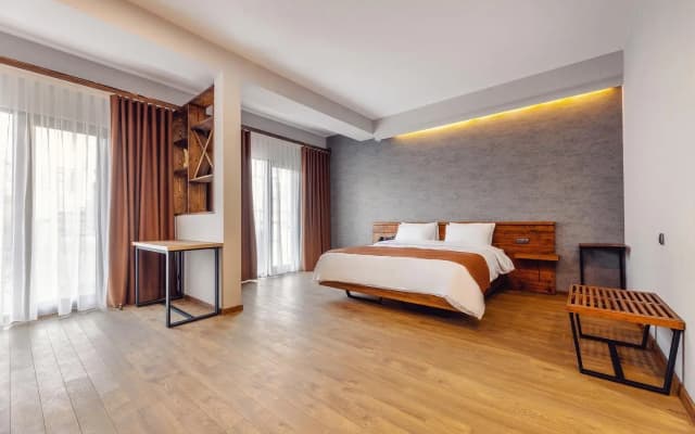 Hotel Ivy Hotel - photo 4