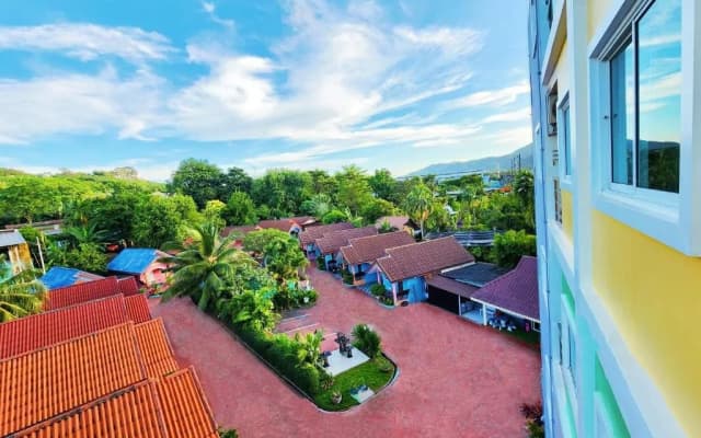Phaithong Sotel Resort Hotel - photo 2