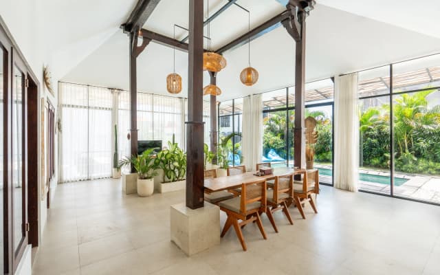 Spacious 4BR Mila Mou With Rooftop Villa - photo 2