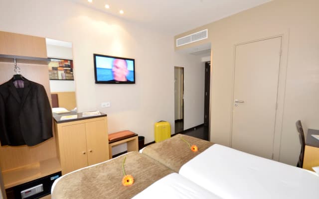 Source Hotel - photo 5