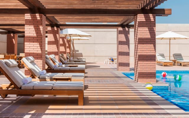 Hilton Dubai Al Habtoor City - photo 4