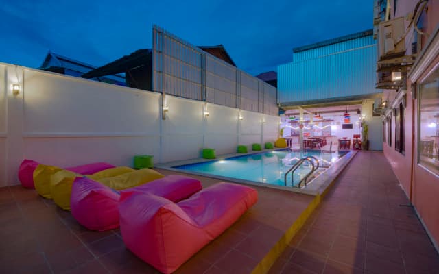 The Siem Reap Chilled Backpacker Hostel - photo 2