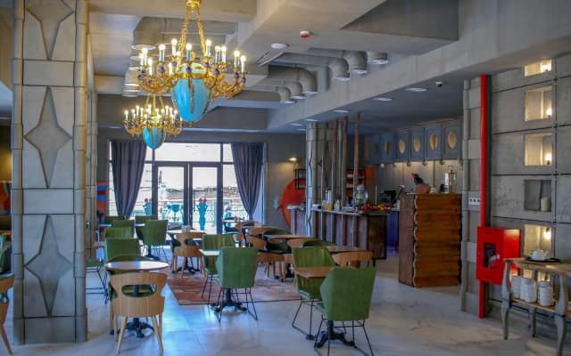 Brim Hotel - photo 4
