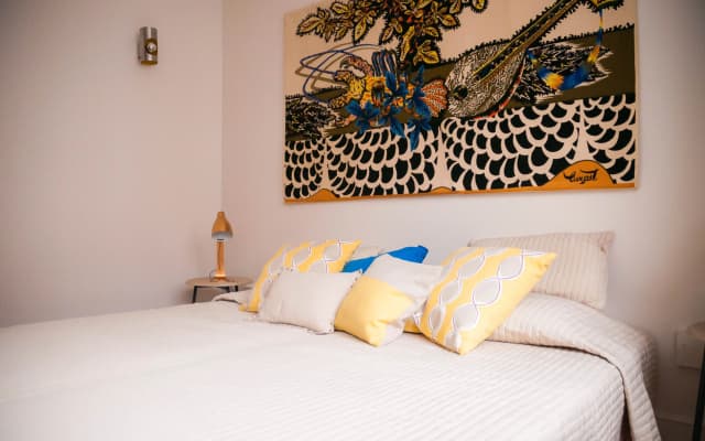 Charming Parisian Apartment Near The Eiffel Tower Apartments - photo 4