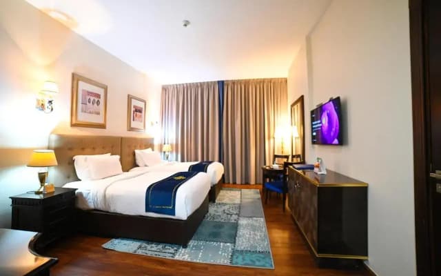 Seven Seas Hotel - photo 4