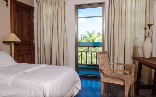 Cerulean View Residence Hotel - photo 2