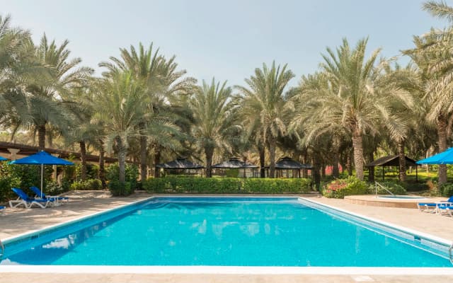 Coral Beach Resort Sharjah Hotel - photo 5