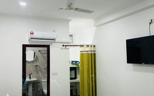Dhangethi Inn Hotel - photo 4