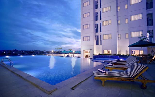 Aston Pluit Hotel & Residence - photo 2