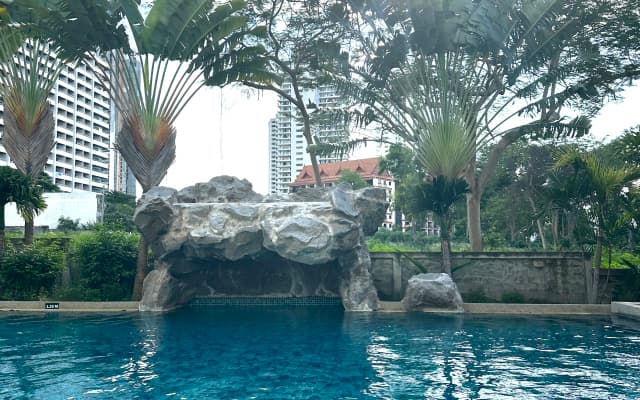 Club Royal Wongamat Apartments - photo 4