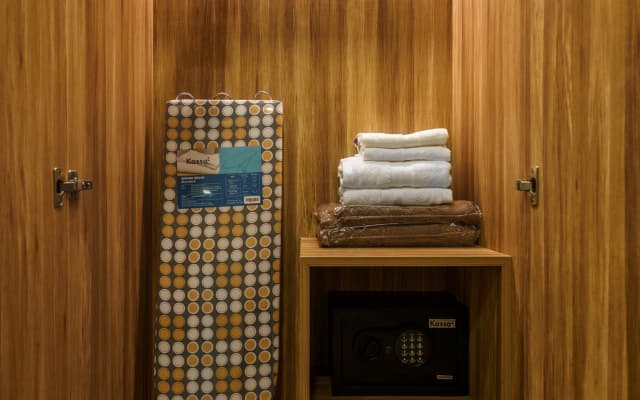 Perfect Studio 3 pools Nai Harn Flat - photo 5
