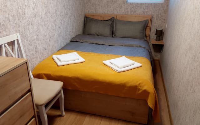 Yellow Apartments - photo 2