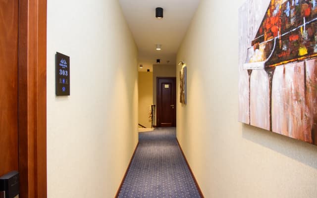 KMM Hotel - photo 5