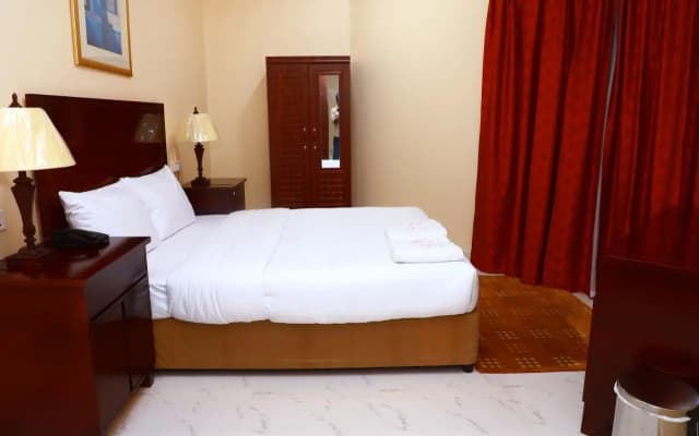 ONYX HOTEL APARTMENTS-MAHA HOSPITALITY GROUP Apartment hotel - photo 2