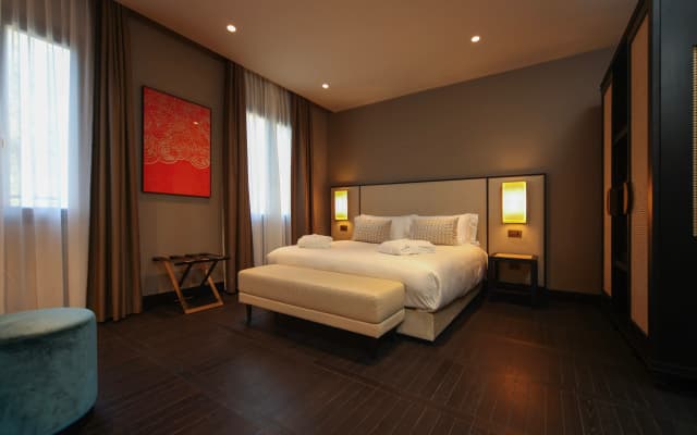U-Visionary Venezia Hotel - photo 2