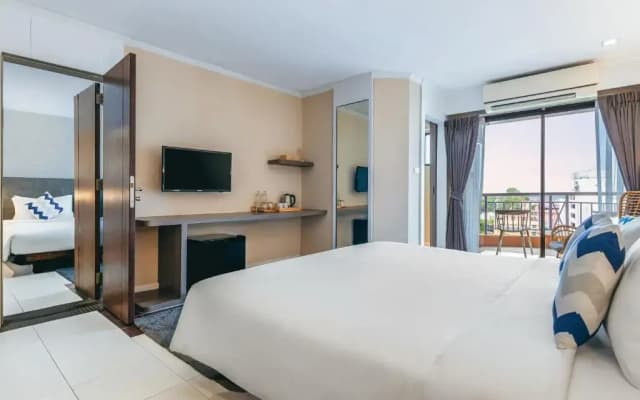 Heeton Concept Pattaya by Compass Hospitality - photo 3