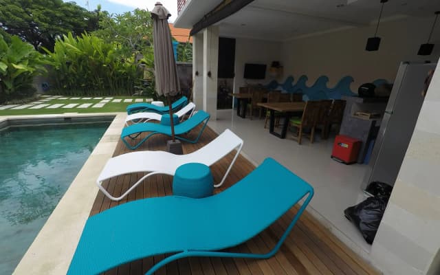 WaterBorn Bali Guest House - photo 4